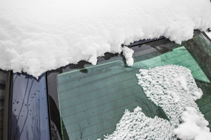 Roof Damage Repair Tips for Winter