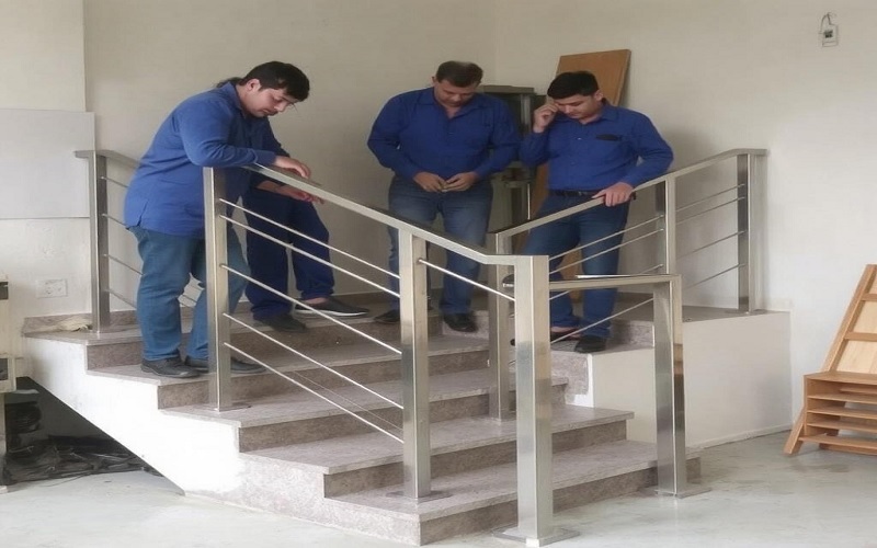 SS Staircase Railing Manufacturer